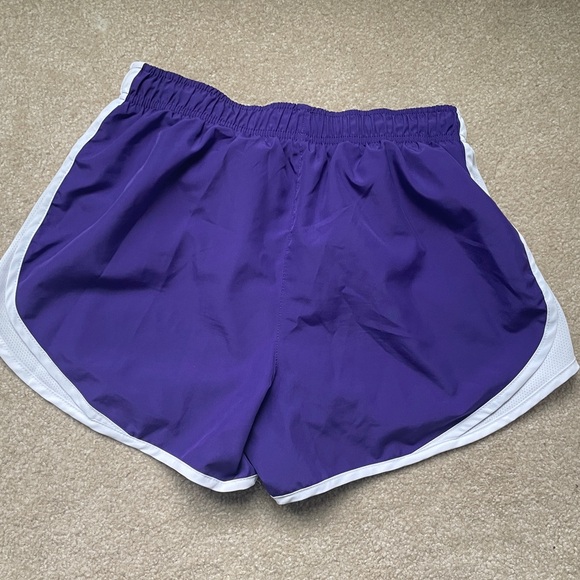 Nike‎ Women's Running Shorts in Purple and White - Picture 2 of 3